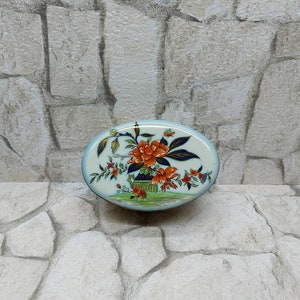 On Sale Vintage Metal Box Tin container Vintage Tin Litho Oval Storage Container Floral Container Tin Empty Box