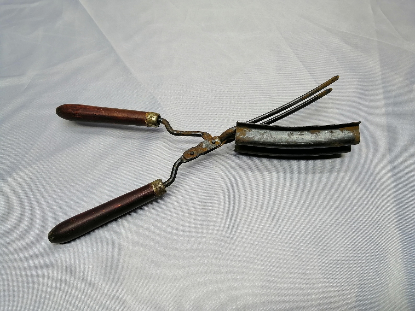 Primitive Hair Crimper Antique Hair Curler Old Fashion Etsy