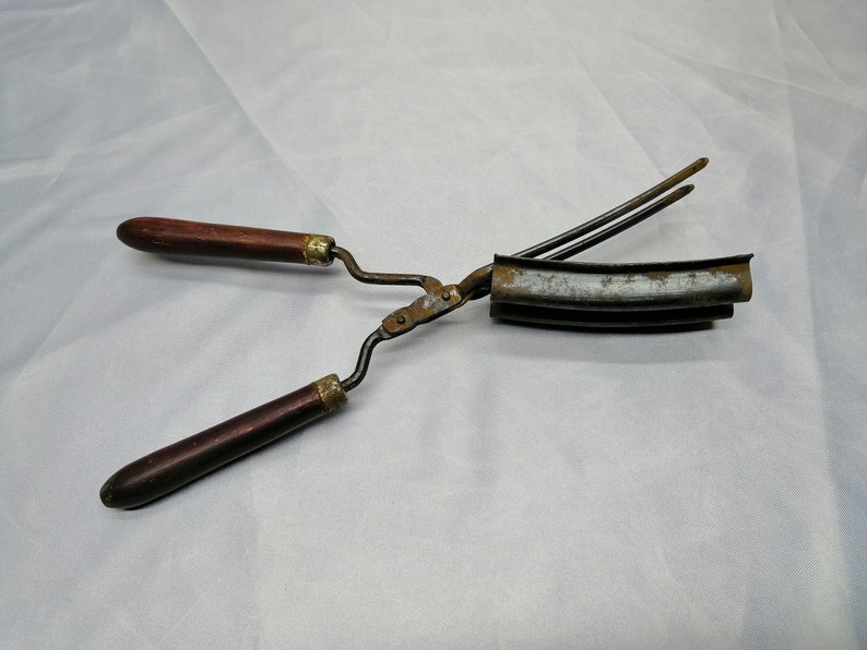Primitive Hair Crimper Antique Hair Curler Old Fashion Etsy