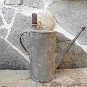 Gegalvaniseerd gasblik, antieke tinnen oliebus, blikje met handvat en deksel, cadeau voor hem, mannengrot, garagedecor, oude metalen gasfles