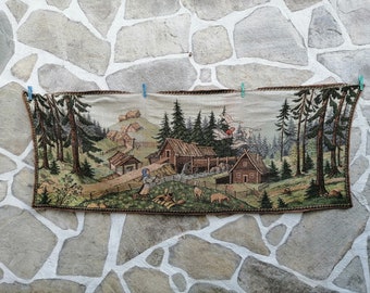 Vintage Grateful Crane Tapestry: Jacquard Wall Hanging or Table Runner