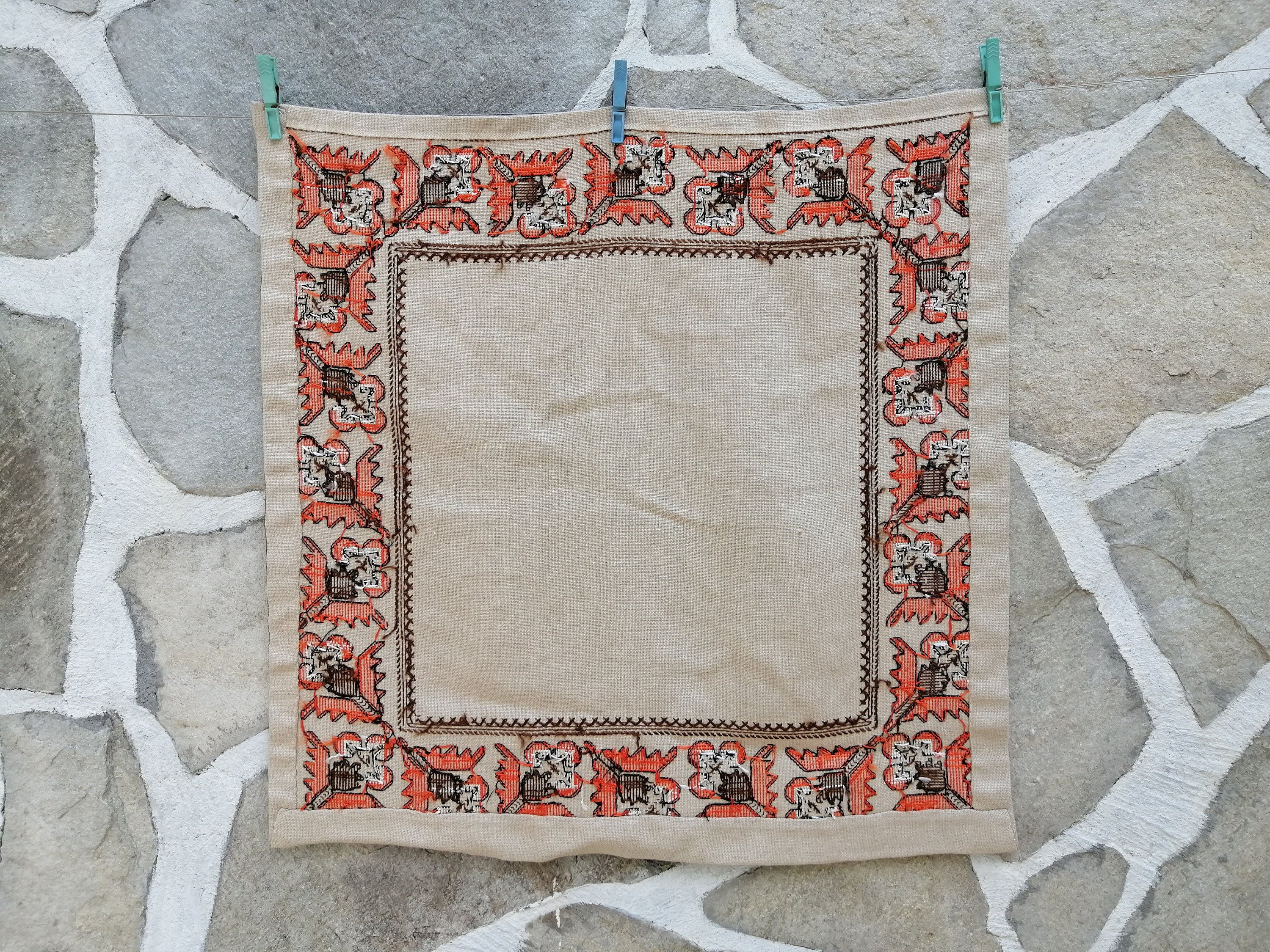 ヴィンテージ手刺繍テーブルクロス：ヨーロッパリネンパナマ、24インチ