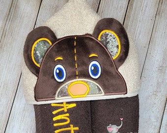 Camo Bear Hooded Towel, Custom Hooded Towel, Animal Baby Gift, Bear Bath Towel, Teddy Bear, Baby Gift, Birthday Gift, Bear Hooded Towel