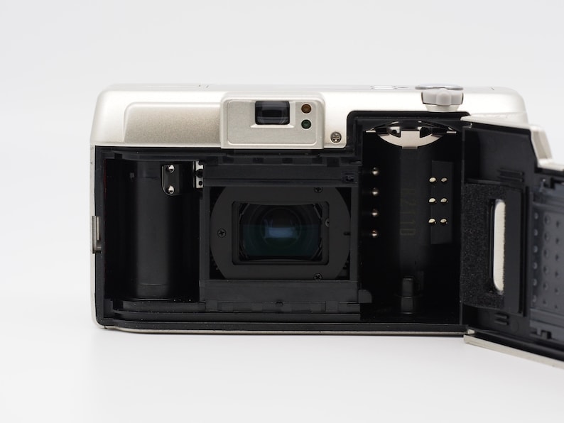 Nikon Lite-Touch Zoom