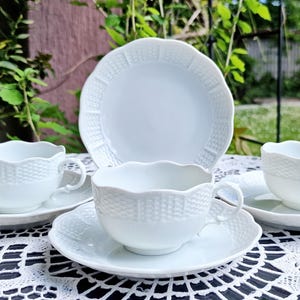 Vintage Ludwigsburg Demitasse Tea Set for 4: German White China, Basket Pattern 100ml