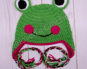 Crocheted Frog Beanie: Green Knit Winter Hat With Pink  display picture 3