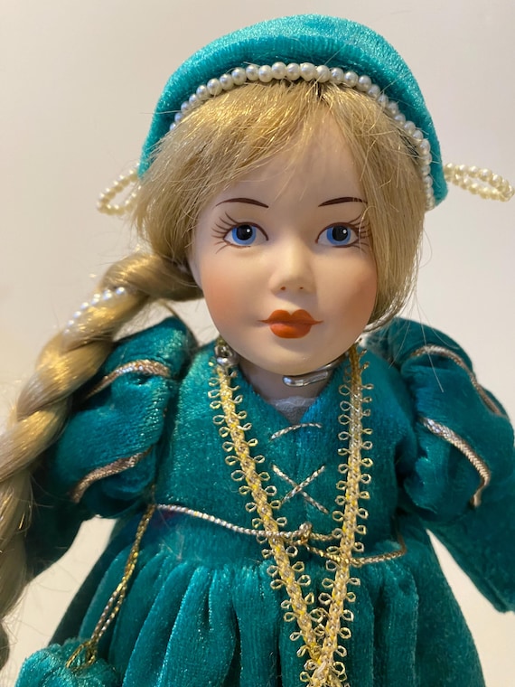 Rapunzel, Danbury Mint Collectible, Ceramic Doll – Vintage