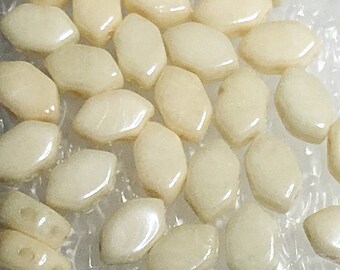 Paros - Par Puca - Opaque Beige Luster - 2 Hole  - Bead - 7x4mm - 5 Gram - Card