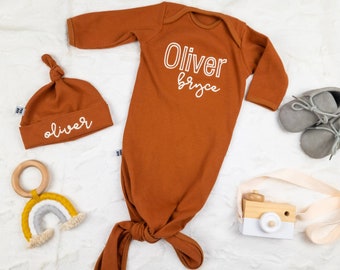 Ribbed brown jersey embroidered baby pajamas