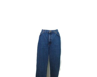 plus size tapered jeans
