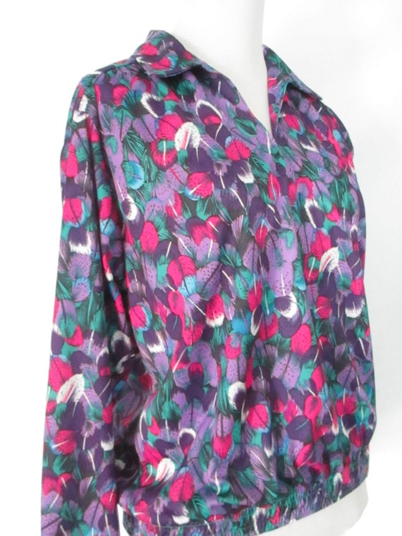 1970's Blouse Kaleidoscope Silky Shirt Floral/Fea… - image 4