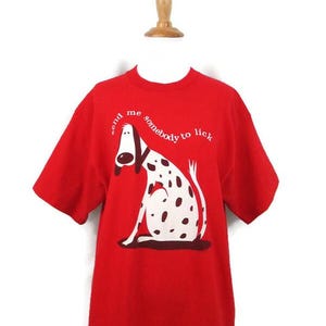 Maglietta grafica vintage anni '80 con cane: maglietta in cotone con punto singolo umoristico immagine 3