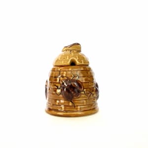 Vintage Beehive Honey Jar Honeybee Lidded Serving Dish Bee Themed Kitchenware Unique Rustic Kitchen Decor Bee Lover&#39;s Gift