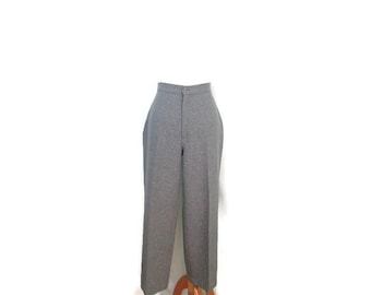 Calça curta feminina Levi's 14 vintage cinza Bend Over