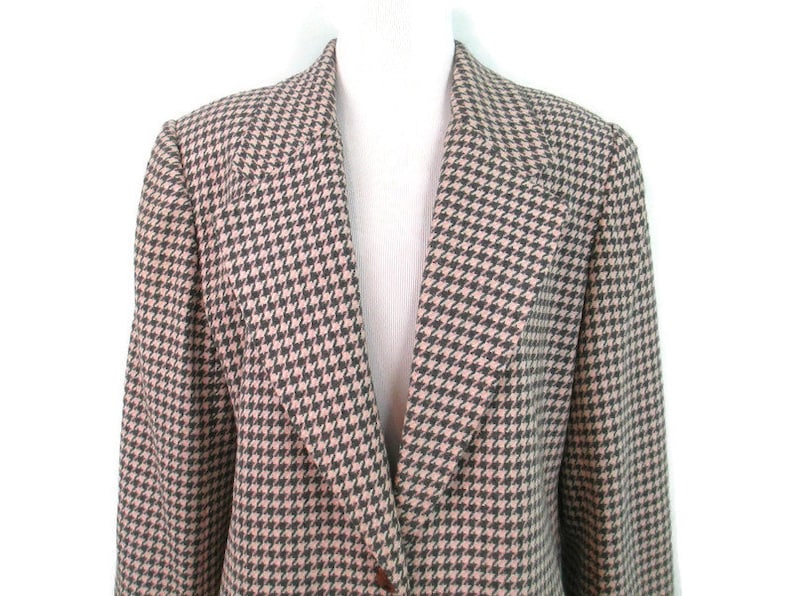 Vintage Pink Gray Houndstooth Blazer 1980/'s Wool Blend Padded Shoulder Fully Lined Women/'s Size 14 Blazer Classic 80s Structured Suit Jacket