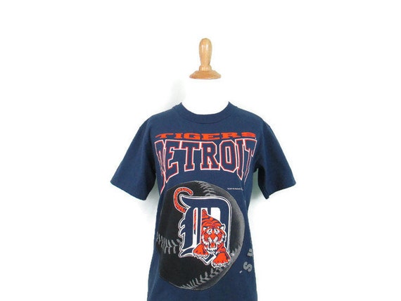 detroit tigres shirt