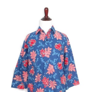 Vintage 80&#39;s Hawaiian Shirt Authentic Hilo Hattie Shirt 1980&#39;s Floral Blouse Funky Flower Shirt Floral Hawaiian Blouse