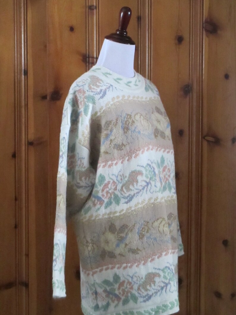 Vintage 80/'s Metallic Floral Sweater Pastel Striped Shiny Flower Pullover Soft Oversize 1980/'s Sweater Hipster 80/'s Sweater