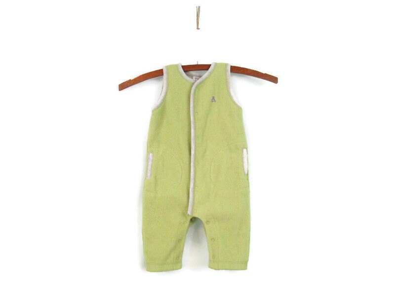 Gap baby vests deals