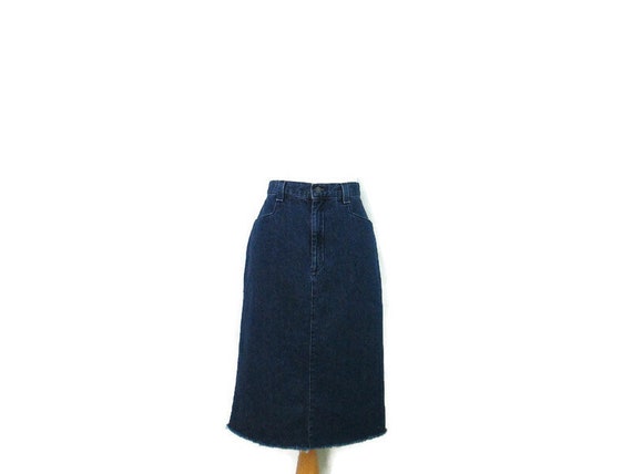 Weekday - Mini-jupe en jean à ourlet effiloché - Bleu clair délavé
