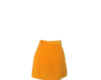 Calvin Klein Corduroy Skort Vintage CK Size 14 Mustard Yellow Cotton Skirt Shorts 26 Inch Waist