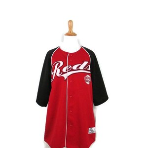 Cincinnati Reds Medium Baseball Jersey Shirt