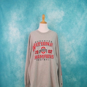 Koszulka Ohio State Buckeyes 2002 National Football Champions Authentic Champion Brand XL z długim rękawem, szkarłatno-szara koszulka OSU