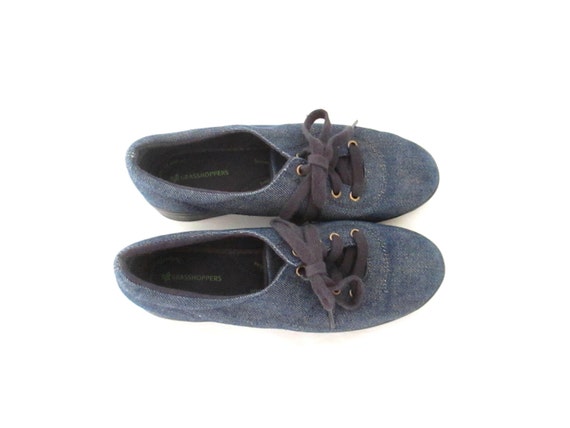 90er Jahre Schnürschuhe Denim Tennis Schuhe Heuschrecken Jean Sneakers 1990er Jahren Schuhe Jahrgang Sneakers dunkle Denim Tennis 90er Jahre Schnürschuhe Denim Tennis Schuhe Heuschrecken Jean Sneakers 1990er Jahren Schuhe Jahrgang Sneakers dunkle Denim Tennis