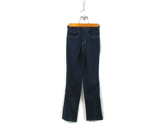1970's Wrangler Vintage No Fault Denim Embroidered Pocket Rainbow Label Student Fit 25 Inch Waist 70's Jeans Talon Zipper