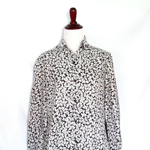 Vintage 1970's Butterfly Blouse Black & White Butterfly Shirt Retro 70's Lady Manhattan Blouse Women's Polyester Size 8