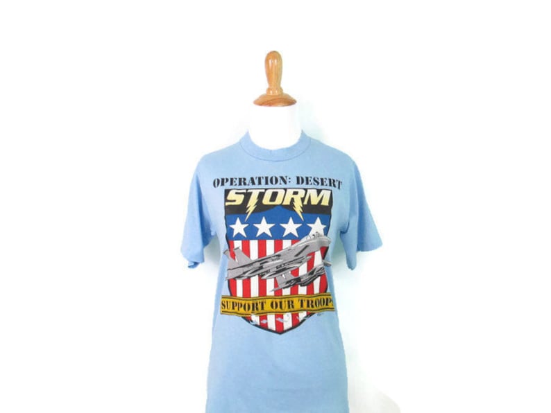 Vintage 1990s Operation Desert Storm American Flag Jet Gulf War Graphic Military T-Shirt