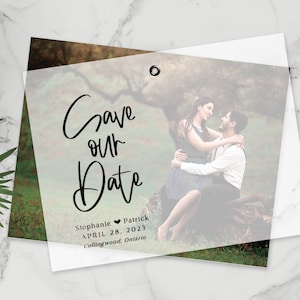 Réservez votre date de mariage personnalisée avec photo, réservez votre date de mariage - carte personnalisée en superposition de vélin - STEPHANIE