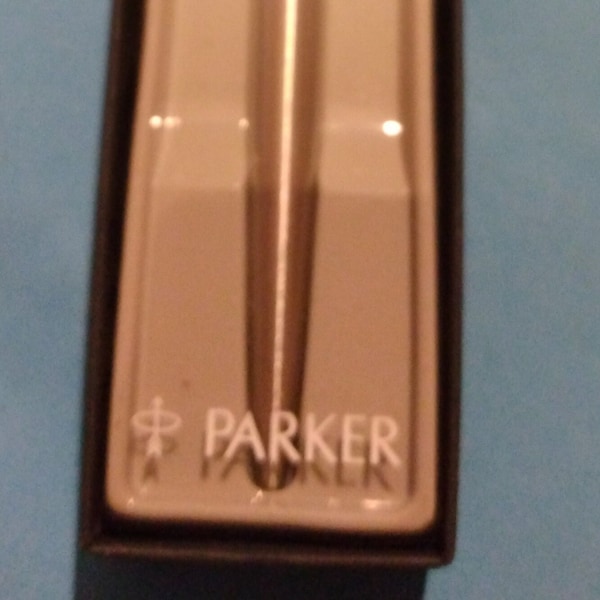 Vintage 1996 Parker Jotter Pen, In box, Silver