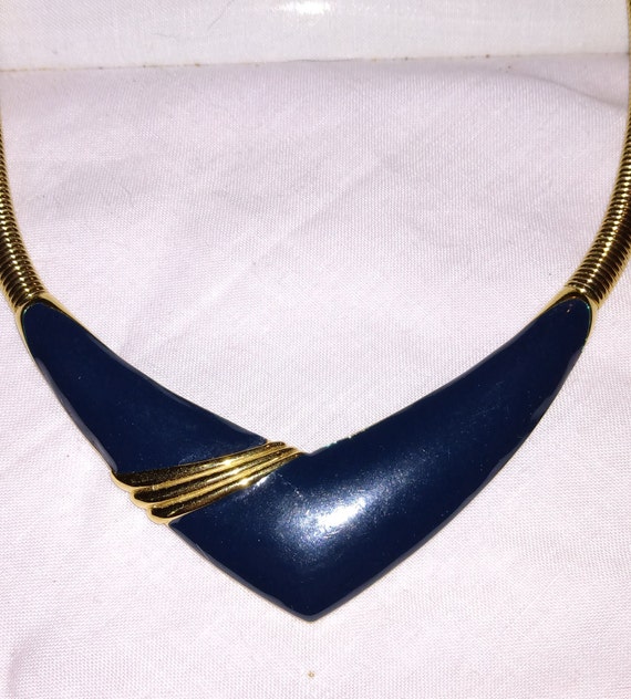 Vintage Signed Monet Enamel Necklace/Choker, Gold 