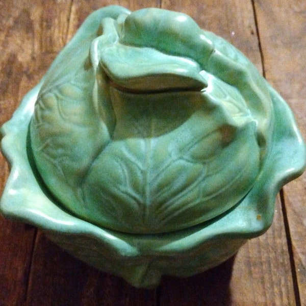 Vintage Holland Mold Cabbage Bowl 1974