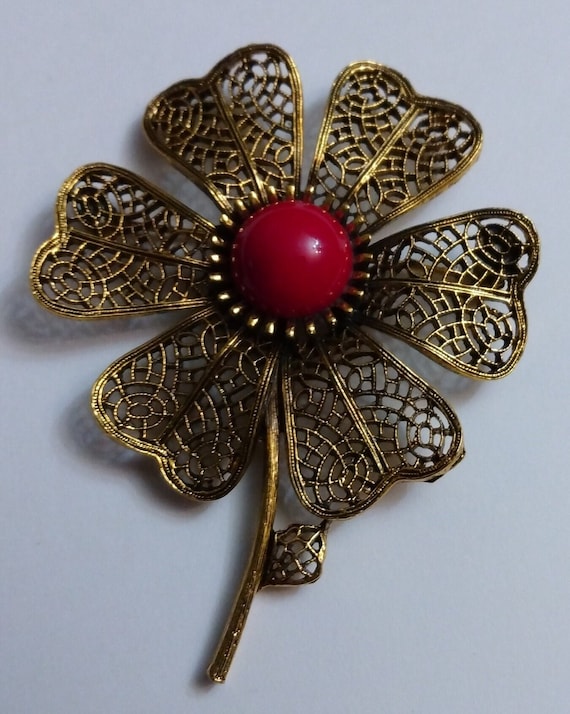 Vintage Signed ART Flower Brooch, Gold Tone