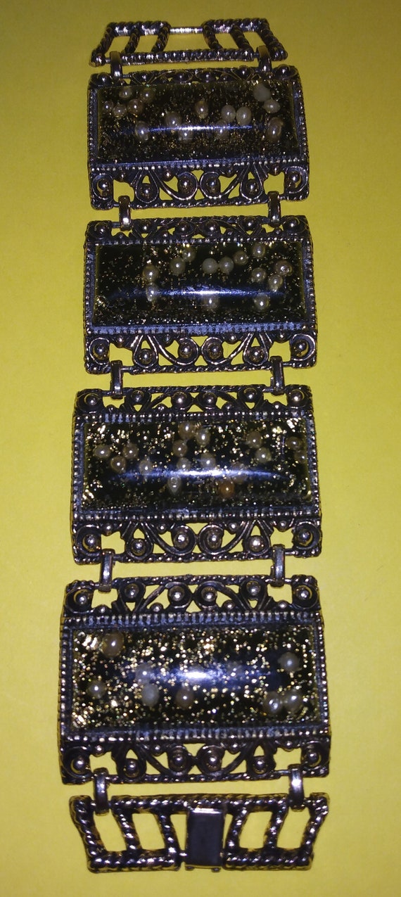 Vintage Brown 4 Panel Lucite Confetti Bracelet, G… - image 1