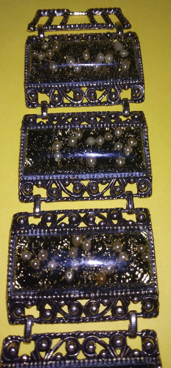 Vintage Brown 4 Panel Lucite Confetti Bracelet, G… - image 3