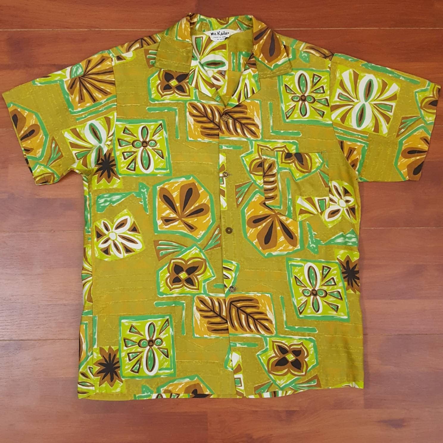 60's Mr. Kailua Green Tiki Hawaiian Shirt Fits Like S/M Made in