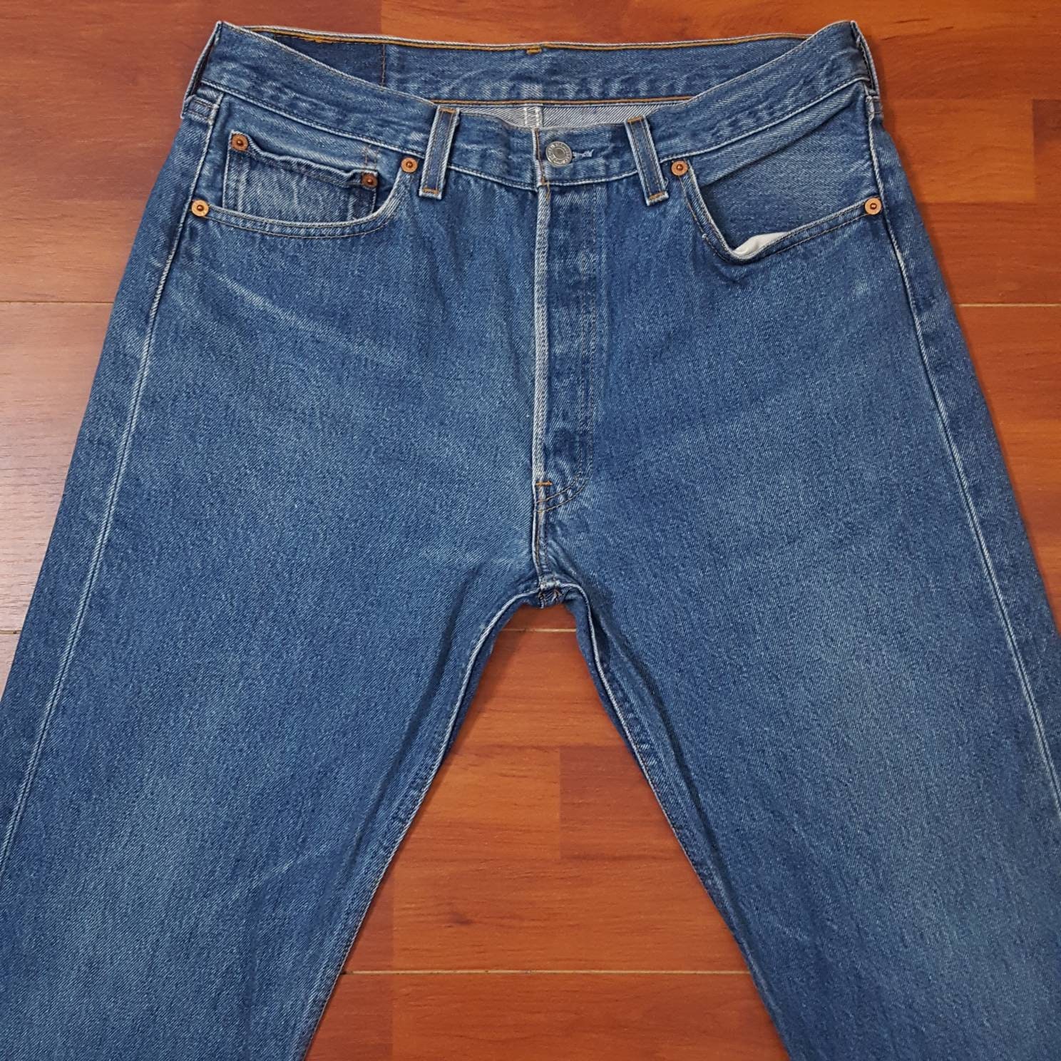 90's Medium Wash Levi's 501 Jeans Fit Like 32/33W - Etsy