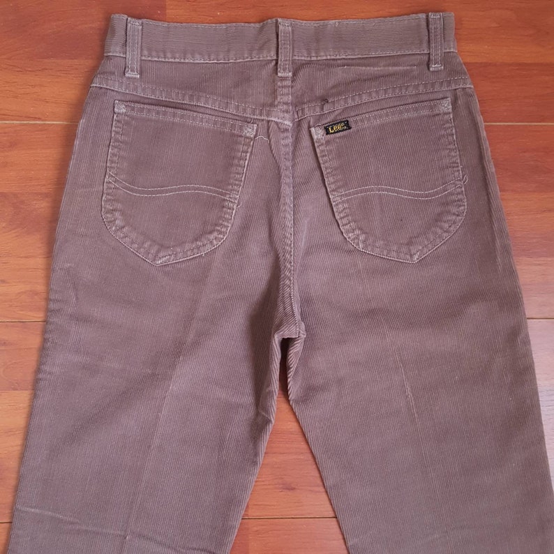 80's Lee Corduroy Pants Fit Like 28W 