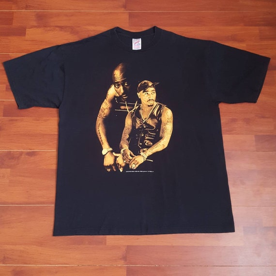 Buy 1997 Tupac Shakur Stop the Memorial Tee Fits Online in India - Etsy