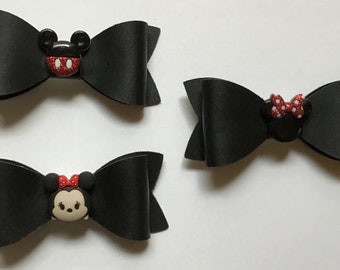 Kawaii hair bows!!  Add a bit of cute to your outfit.