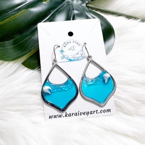 Silver Resin Ocean Shell Earrings | Resin Beach Jewelry | Ocean Jewelry | Beach Earrings | Resin Jewelry | Ocean Earrings | Wave Earrings