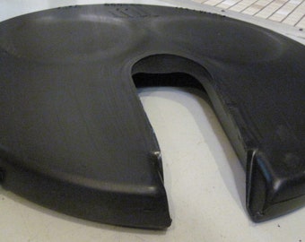18&quot; black plastic Sump Liner Lid