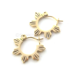 Mini Araw hoop earrings, Philippines huggie hoop earrings, sun hoop earrings, Filipino jewelry for women, sun huggie earrings