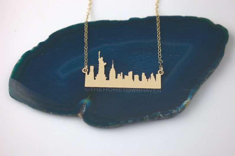 vacation souvenir New York skyline necklace New York vacation necklace New York necklace