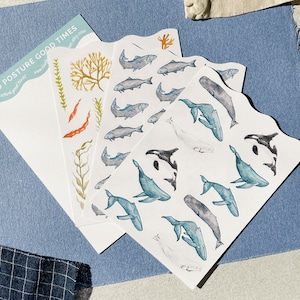 Ocean Sicker Pack - 54 autocollants, 3 pages d’autocollants coupés au baiser, baleines, poissons, algues, autocollants de béluga, varech de taureau - sous la feuille d’autocollants de la mer