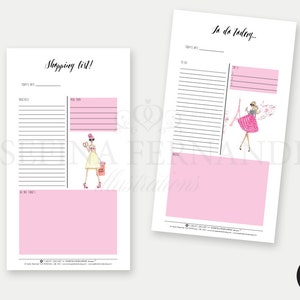 Puede incluir: Dos plantillas de lista de la compra imprimibles en rosa y blanco. La primera plantilla tiene el texto "Shopping List!" y un dibujo de una mujer con un vestido amarillo que lleva bolsas de la compra. La segunda plantilla tiene el texto "To do today..." y un dibujo de una mujer con un vestido rosa de pie frente a la Torre Eiffel.