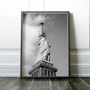 New York City, Statue of Liberty, Liberty, Ellis island, Fog, Black and white, old, vintage antique, photography, picture, print, fine art